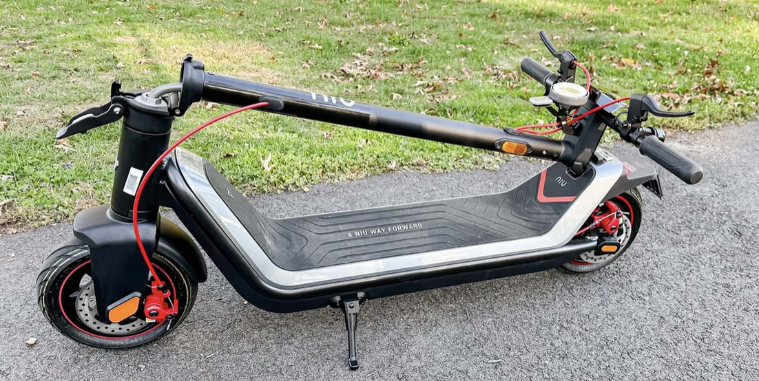 Niu Kqi3 Max electric scooter review