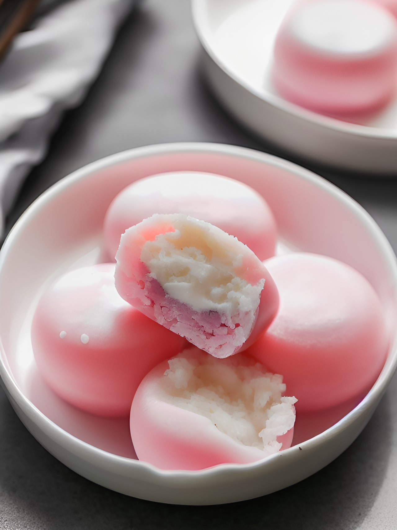 Pink mochi!! - a super tasty pink mochi, with a rich and creamy filling. preview